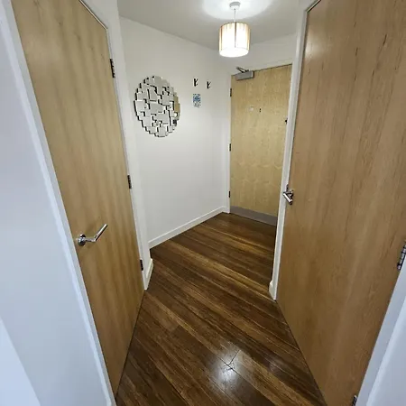 Nariken Apartments, Centre 布里斯托